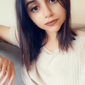 Meet your Posher, Danielle